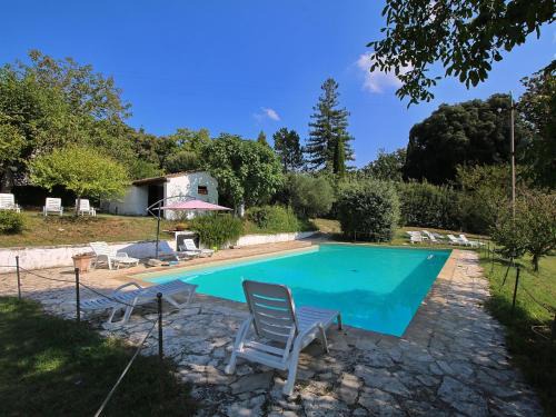 Umbertide House | Raffinée Farmhouse with pool views