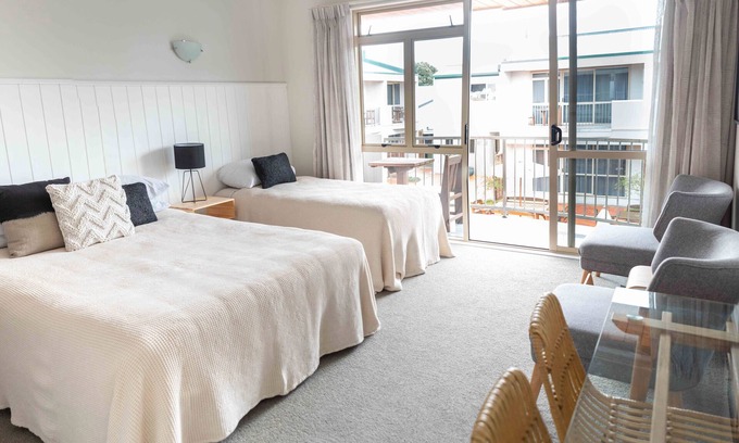 Raglan Hotel | Raglan Sunset Motel