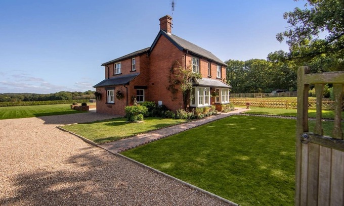 Ashford House | Rainford House - Luxury Rural Retreat With Hot Tub
