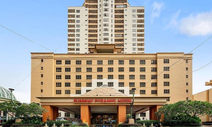Bandar Sunway Apartment | Raintree Resort suites at Bandar Sunway