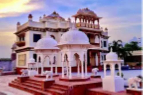 Palanpur Resort | Rajgadhh Palace Resort ,Dhaniyana