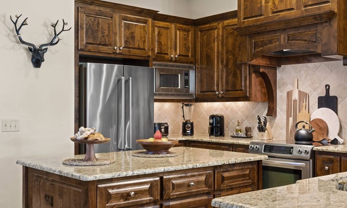 Horseshoe Bay West House | Ram Rock Retreat | 30 Night Min Rental Only | Concierge Services