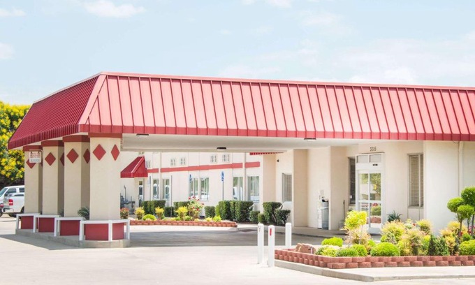 Enid Hotel | Ramada by Wyndham Enid