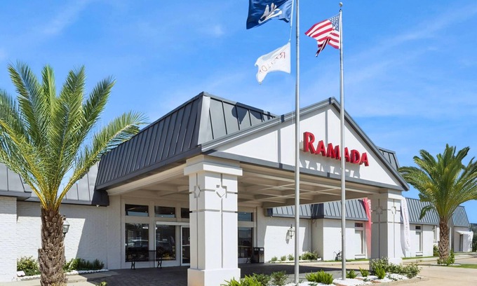 Bayou Cane Hotel | Ramada by Wyndham Houma