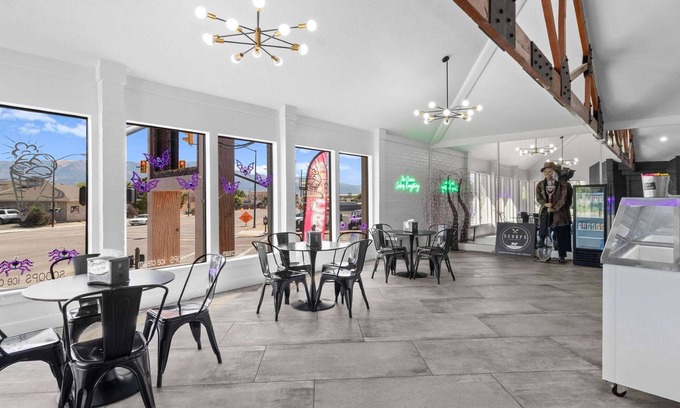 Richfield Hotel | Ramada by Wyndham Richfield UT I-70