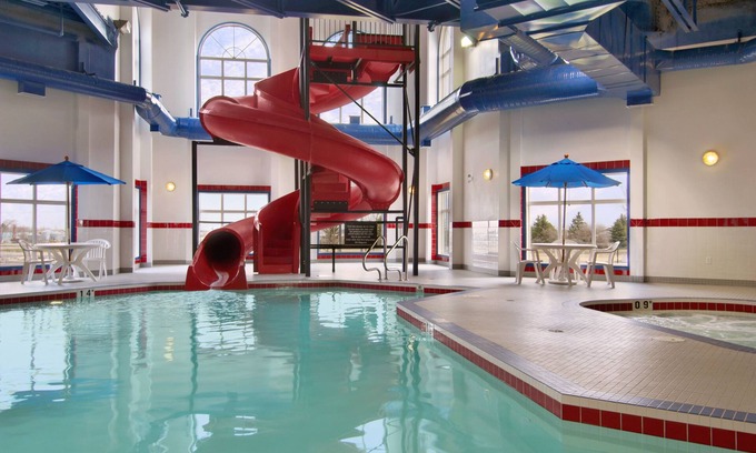 Westlock Hotel | Ramada by Wyndham Westlock