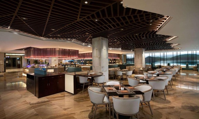 Xi'an Hotel | Ramada by Wyndham Xian Long march