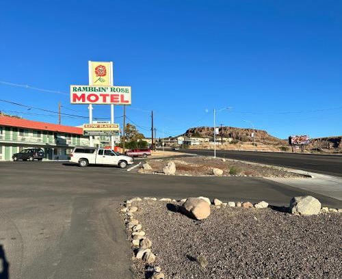 Kingman Hotel | Ramblin Rose Motel