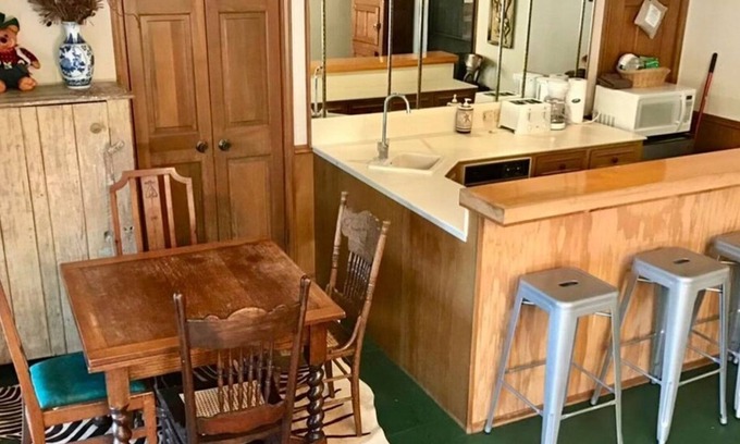 Cat Spring House | Ranch House Studio Romantic Getaway in Texas with Optional Fun Ranch Activities!
