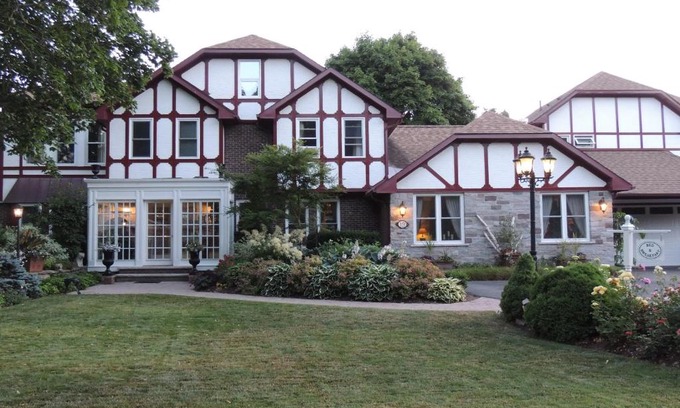 Historic Old Town Bed & Breakfast | Ranger's Retreat Bed & Breakfast