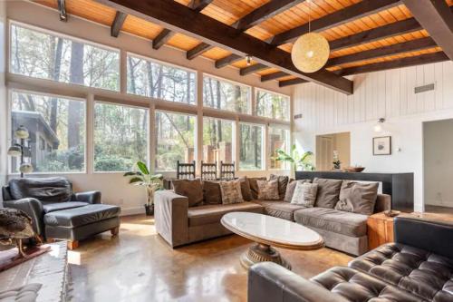 Buckhead House | [RARE] Buckhead Mid-century Masterpiece!