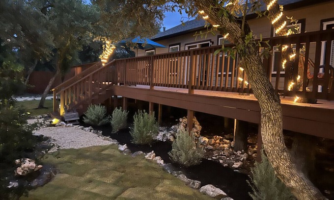 Canyon Lake House | RARE FIND! 4BR Lakefront Home w/Hot Tub & Firepit