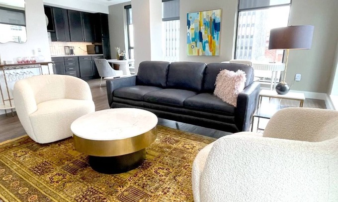 Central Business District Apartment | Rare Luxury: Apartment with Unparalleled Elegance