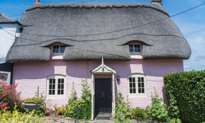 Deal Cottage | Raspberry Cottage, Ripple
