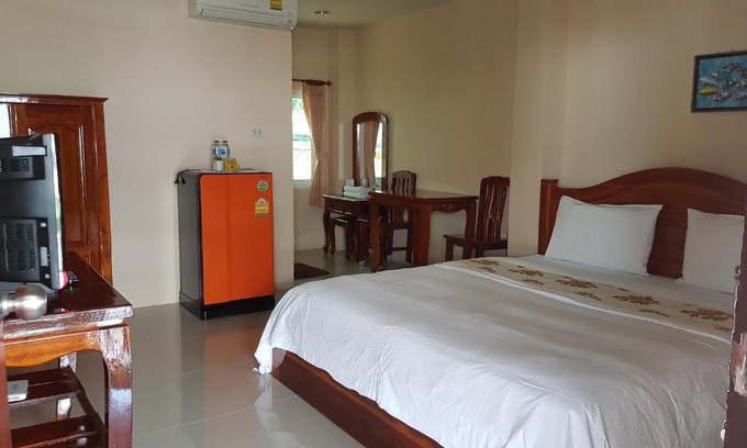 Lop Buri Hotel | Ratchaphruek Resort