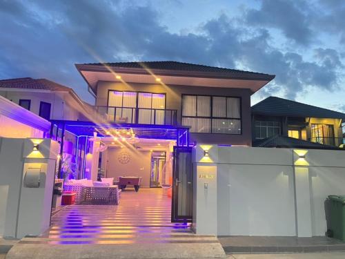 South Pattaya Villa | Ratsamee Poolvilla P