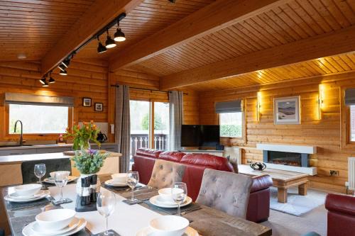 Rockcliffe House | Ravens Craig
