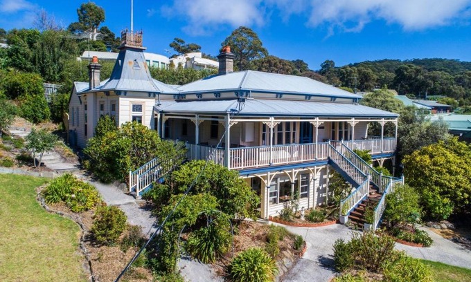Lorne House | Ravenswood