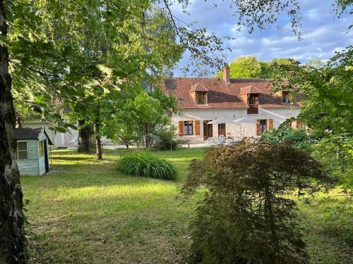 Pellevoisin House | Ravissante longère avec grand jardin et cheminée