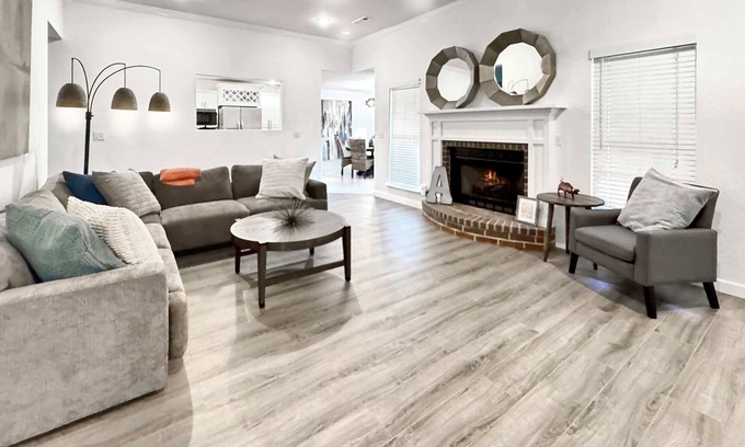 Fayetteville House | Razorback Retreat- 5 mi to University of Arkansas