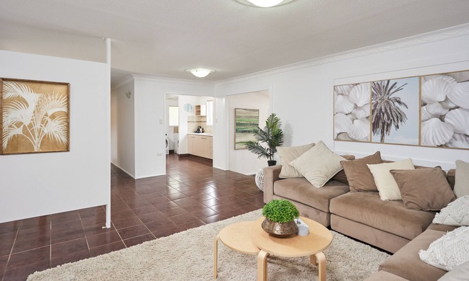 Southport House | Ready for a family Gold Coast holiday? Attractive opening prices! Book Now!