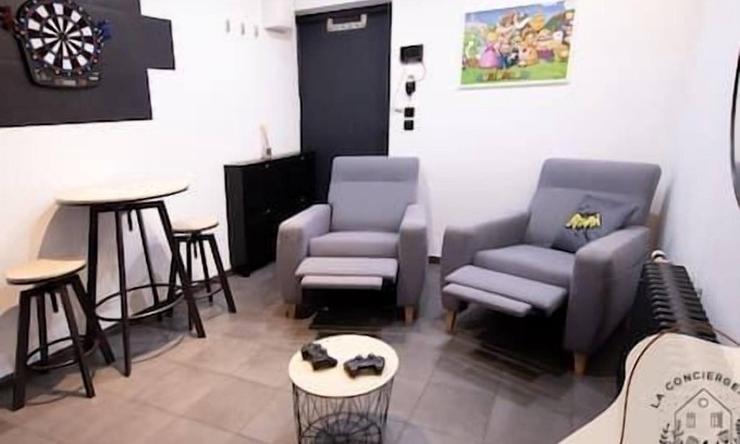 Lens Apartment | Ready Player Lens, fully equipped T2