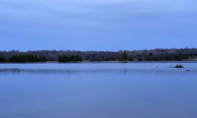 Kirkfield Cottage | Real rejuvenation on Canal lake, 90 min from Toronto. Private water front & dock