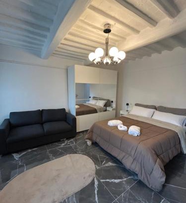 Empoli Apartment | REALE B&b Empoli terrazza vista città