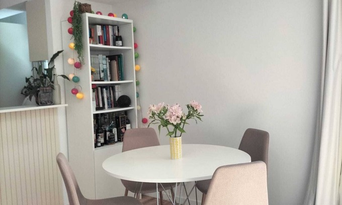 Lumiar Apartment | Recently Renewed Apartment Located in one of Lisbon Most Desirable Neighborhoods