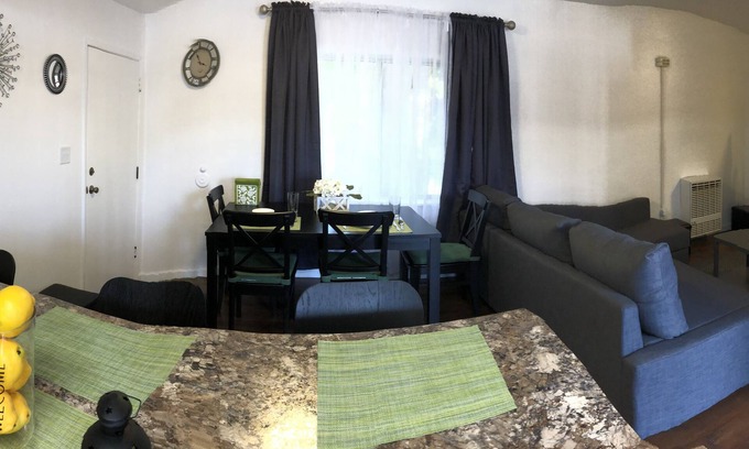 Eureka Apartment | Recently renovated centrally located in Eureka
