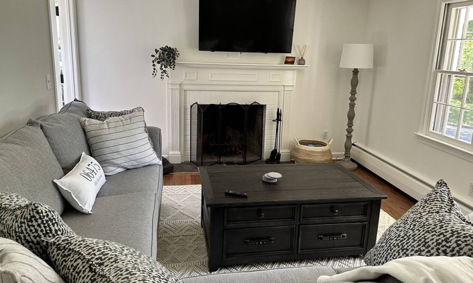 Old Saybrook House | Recently Updated, Old Saybrook Beach Cottage