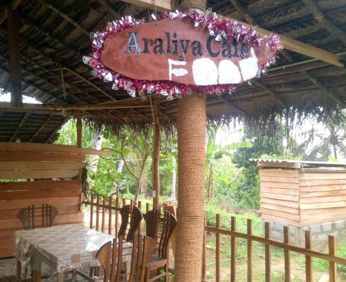 Nilwella House | Red Araliya Wooden House