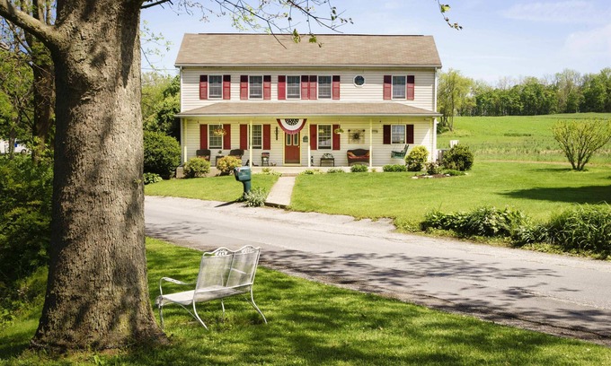 Carlisle Bed & Breakfast | Red Cardinal Bed and Breakfast