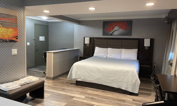 Elmwood Park Hotel | Red Carpet Inn Elmwood Park