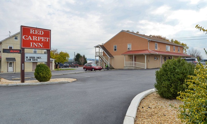 Soudersburg Hotel | Red Carpet Inn Ronks