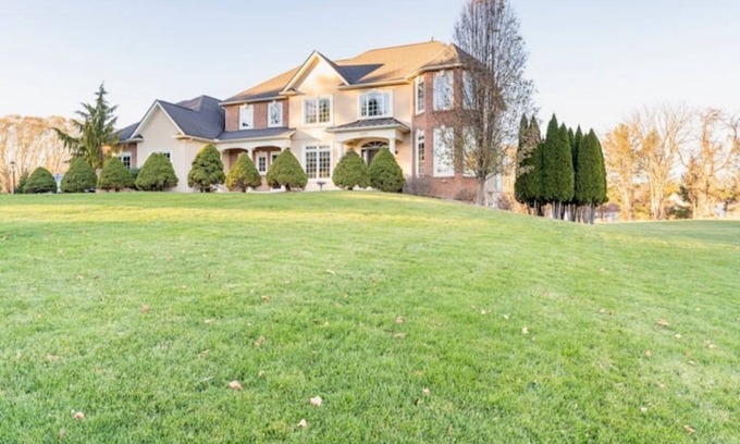 Victor Apartment | Red Fox Run Hideaway