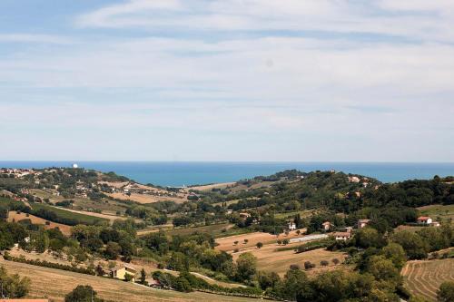 Potenza Picena House | Red House Accomodation Potenza Picena