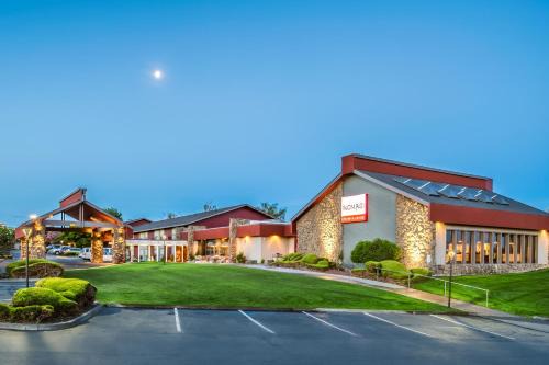 Tri-Cities Hotel | Red Lion Hotel Kennewick Columbia Center
