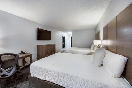 Grants Pass Hotel | Red Lion Inn & Suites Grants Pass