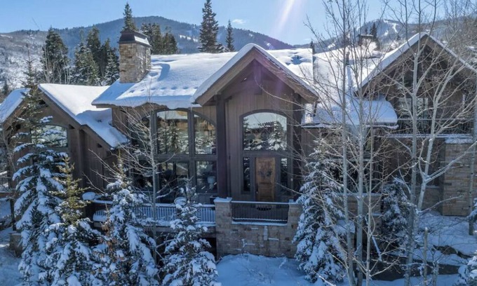 The Timbers House | Red Pine Estate Ski-in Ski-out masterpiece in Canyons Village at the Park City Mountain Resort. Amazing access (30 seconds away by ski's) to the new Sunrise Gondola (10-person). Set to open for the 2025/2026 ski season.