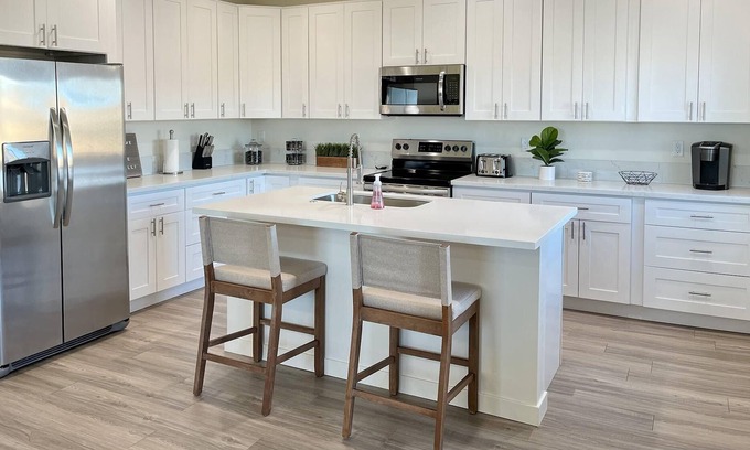 Greenehaven House | Red Rock Home · Lake Powell View · Greenehaven, AZ