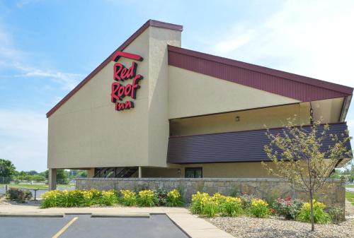Champaign Hotel | Red Roof Inn Champaign - University