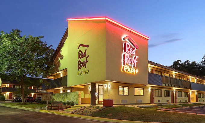 Hanover Hotel | Red Roof Inn PLUS+ Baltimore-Washington DC/BWI South