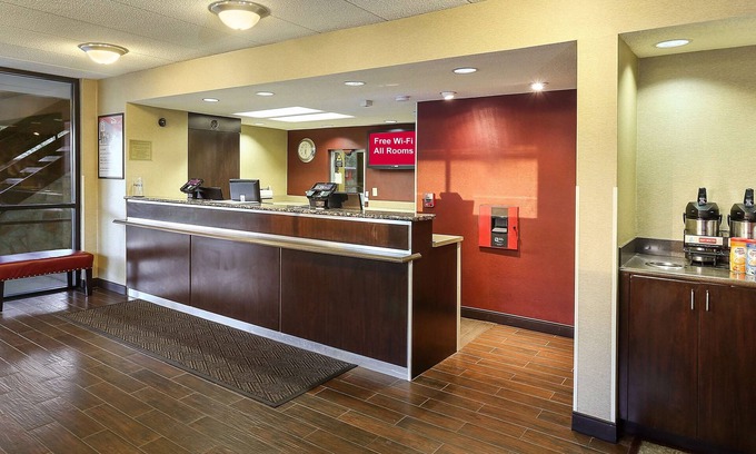 Oxon Hill Hotel | Red Roof Inn PLUS+ Washington DC - Oxon Hill
