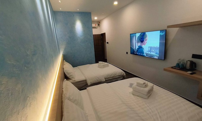 Bintulu Hotel | Red's Hotel