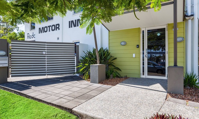 Redcliffe Hotel | Redcliffe Motor Inn
