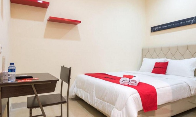 Jakarta House | RedDoorz At Tebet Barat 2