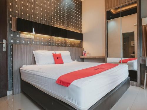Medan House | RedDoorz @ Jamin Ginting Medan