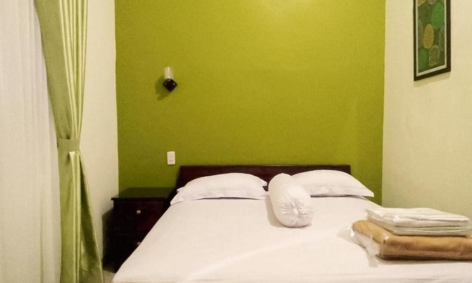 Pandan Hotel | RedDoorz near Pantai Pandan Sibolga 2