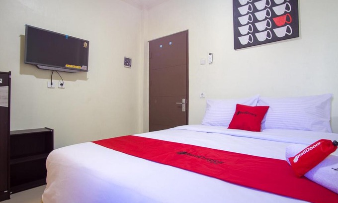 Ternate House | RedDoorz near Taman Kota Ternate